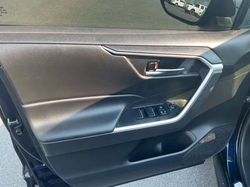 2025 Toyota RAV4 Hybrid Hybrid XLE