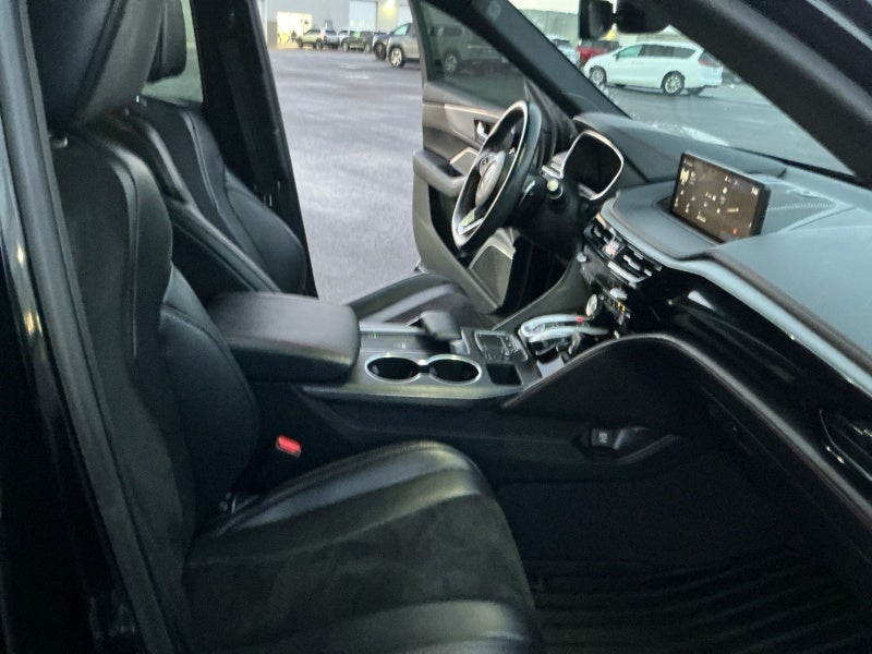 2023 Acura MDX w/A-Spec Package