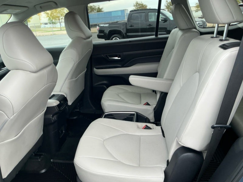 2025 Toyota Grand Highlander XLE