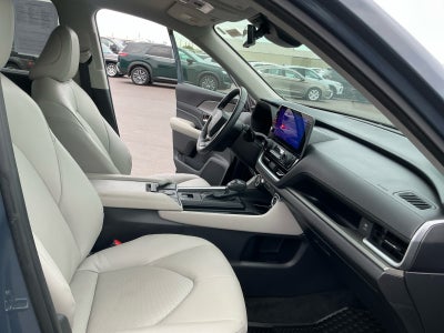 2025 Toyota Grand Highlander XLE