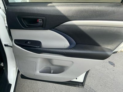 2015 Toyota HIGHLANDER LE Plus