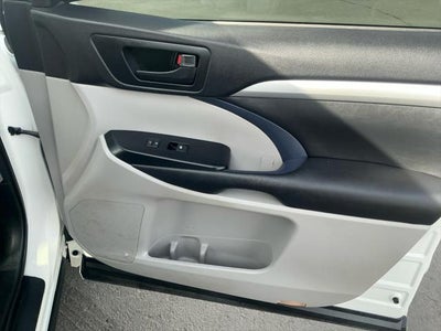 2015 Toyota HIGHLANDER LE Plus