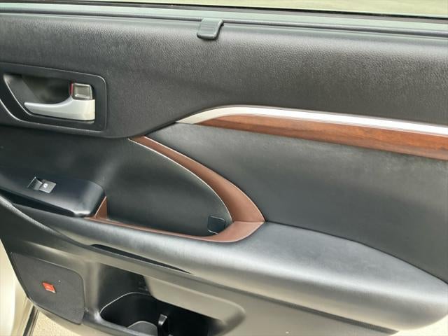 2015 Toyota HIGHLANDER Limited