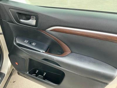 2015 Toyota HIGHLANDER Limited