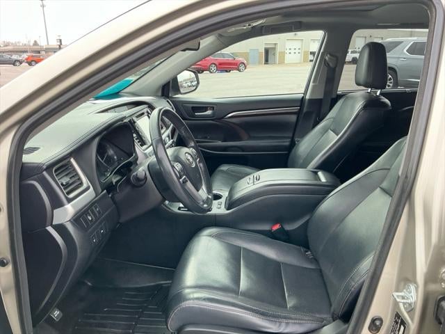 2015 Toyota HIGHLANDER Limited