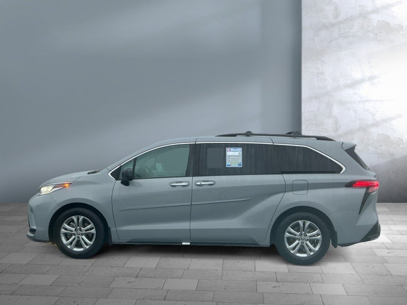 2023 Toyota Sienna XSE