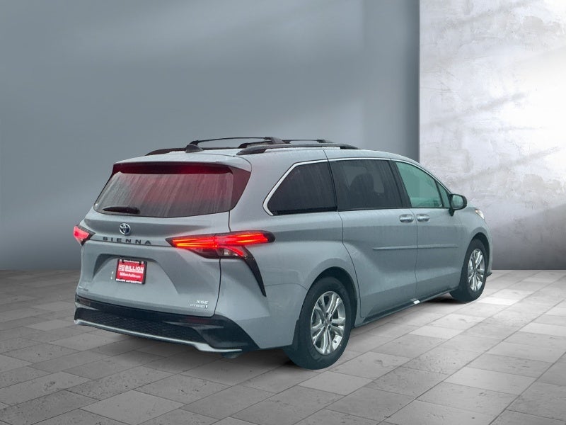 2023 Toyota Sienna XSE