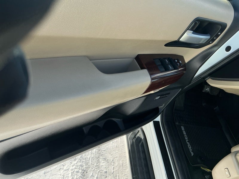 2017 Toyota SEQUOIA 4X4 Platinum