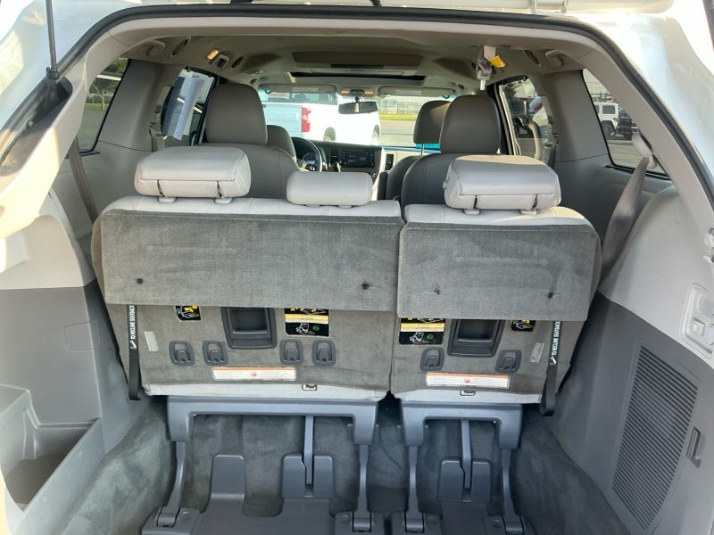 2017 Toyota Sienna XLE Premium