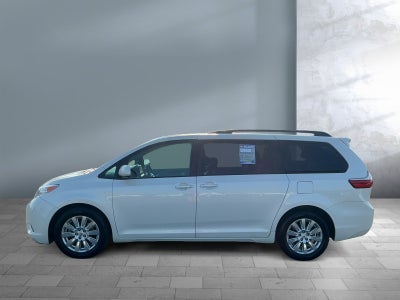 2017 Toyota Sienna XLE Premium