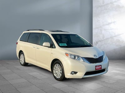 2017 Toyota Sienna XLE Premium