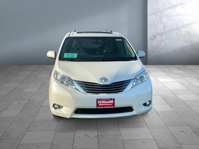 2017 Toyota Sienna XLE Premium