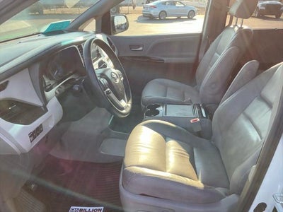 2017 Toyota Sienna XLE Premium