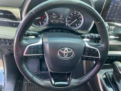 2022 Toyota Highlander Limited