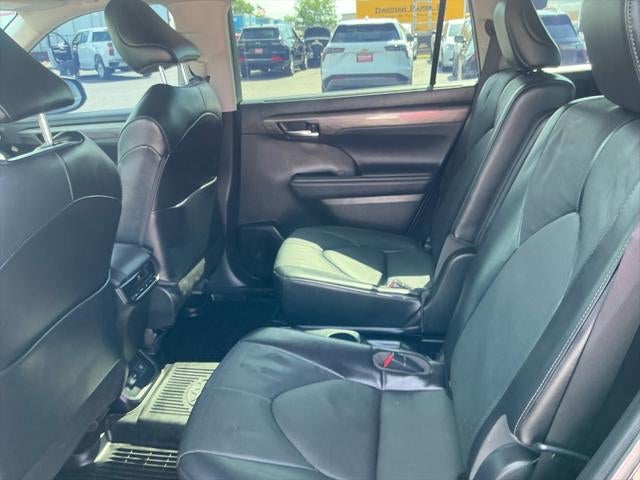 2022 Toyota Highlander Limited