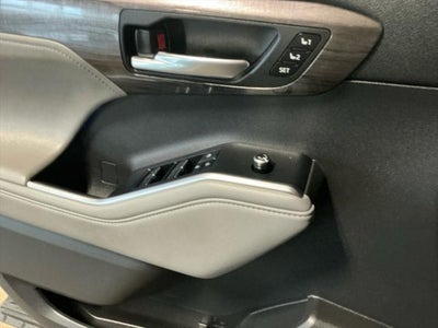 2022 Toyota HIGHLANDER Limited