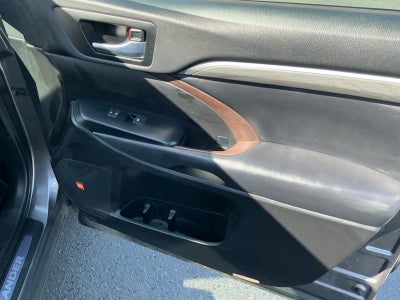 2018 Toyota HIGHLANDER Limited Platinum