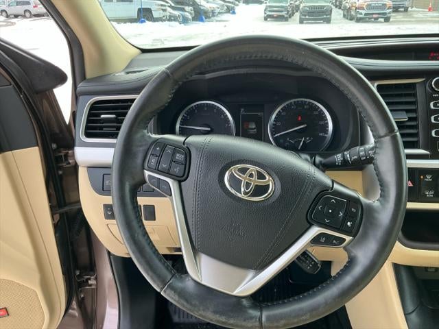 2019 Toyota HIGHLANDER Limited Platinum