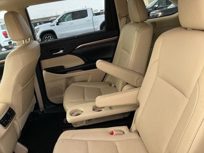 2019 Toyota HIGHLANDER Limited Platinum