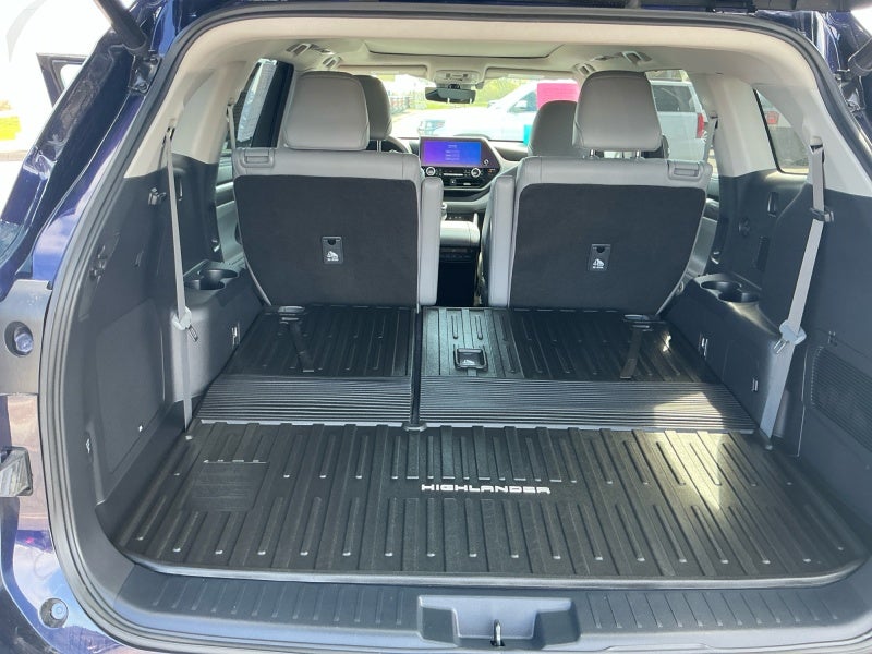 2023 Toyota HIGHLANDER HYBRD Hybrid Platinum