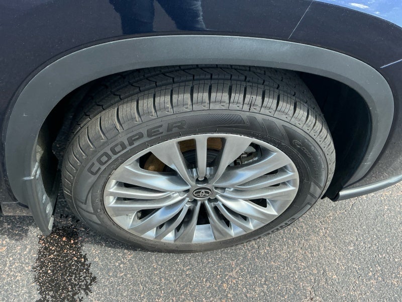 2023 Toyota HIGHLANDER HYBRD Hybrid Platinum