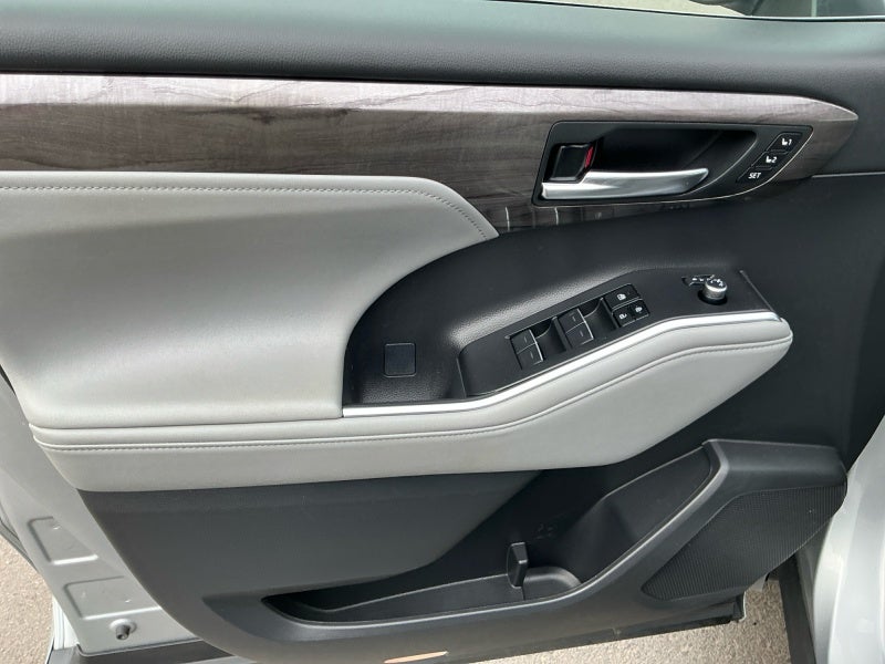 2024 Toyota HIGHLANDER HEV Hybrid Platinum