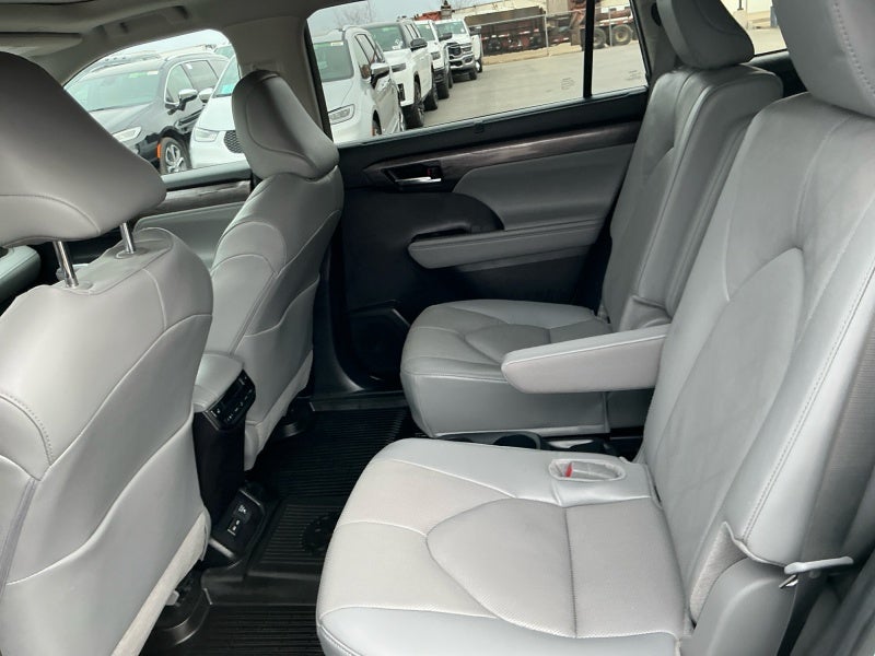 2024 Toyota HIGHLANDER HEV Hybrid Platinum