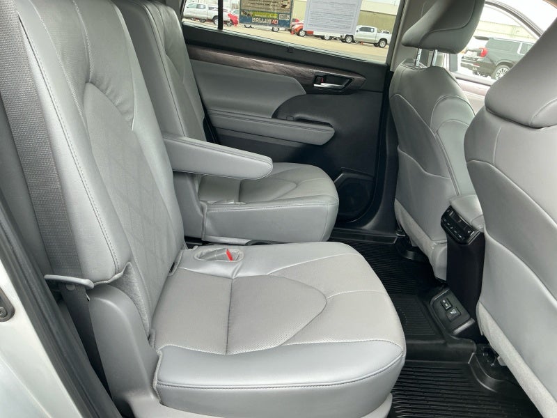 2024 Toyota HIGHLANDER HEV Hybrid Platinum