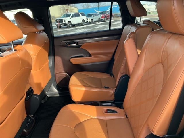 2021 Toyota HIGHLANDER HYBRD Hybrid Platinum