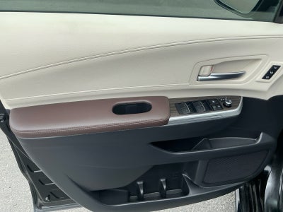 2024 Toyota Sienna Platinum