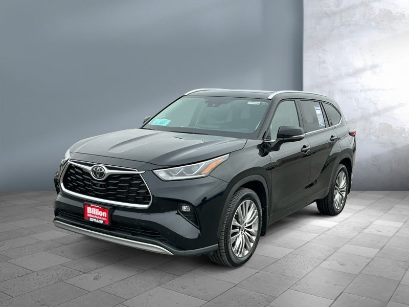 2022 Toyota Highlander Platinum