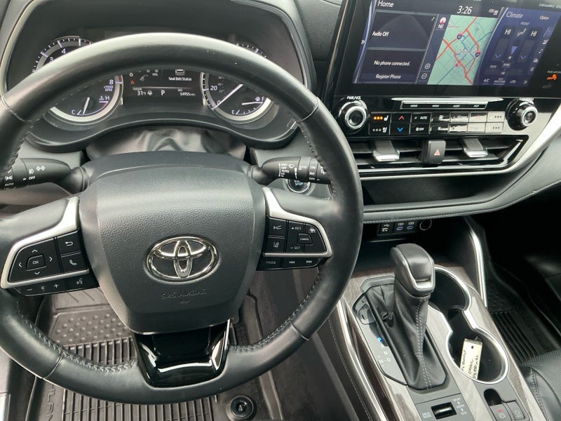 2022 Toyota Highlander Platinum