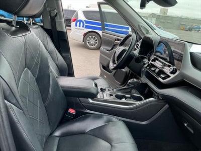 2022 Toyota HIGHLANDER Platinum