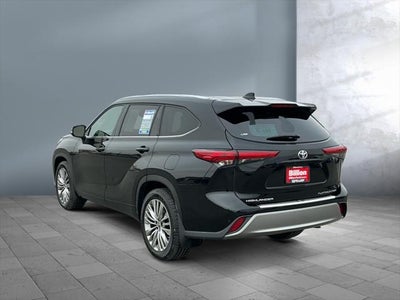 2022 Toyota HIGHLANDER Platinum