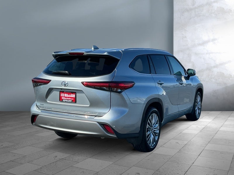 2022 Toyota HIGHLANDER Platinum