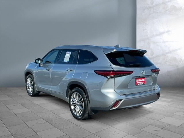 2022 Toyota HIGHLANDER Platinum
