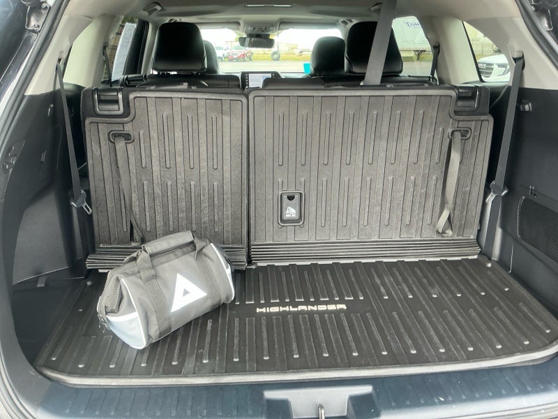 2022 Toyota Highlander Hybrid Hybrid XLE