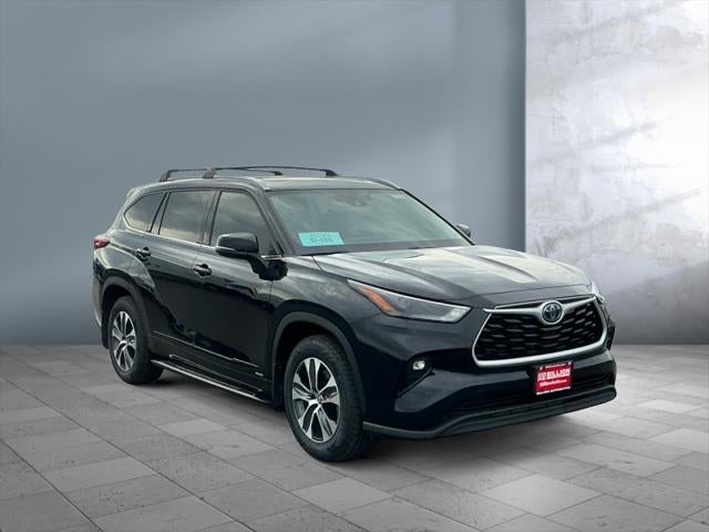 2022 Toyota Highlander Hybrid Hybrid XLE