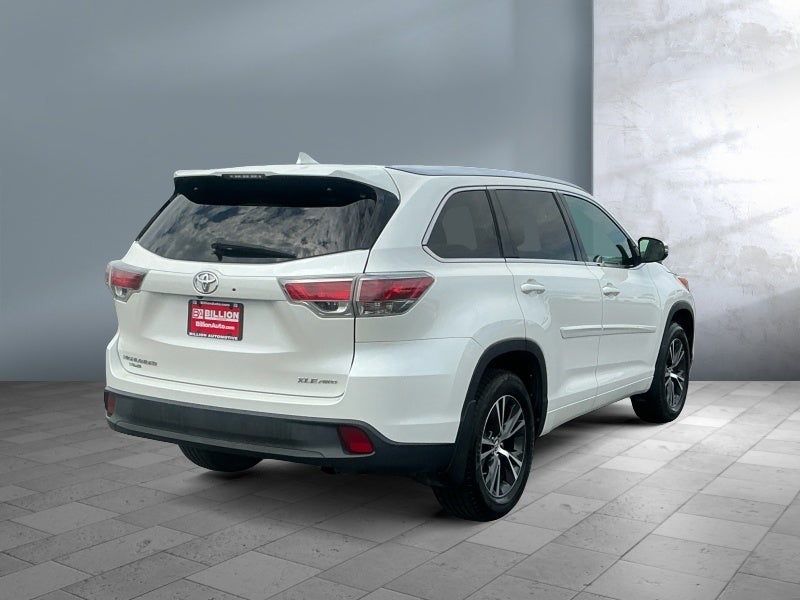 2016 Toyota Highlander XLE