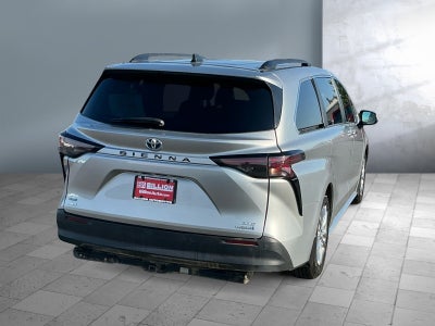 2023 Toyota Sienna XLE