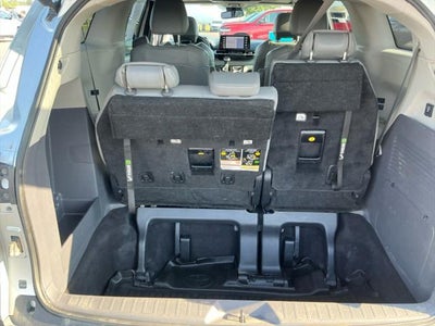 2023 Toyota Sienna XLE
