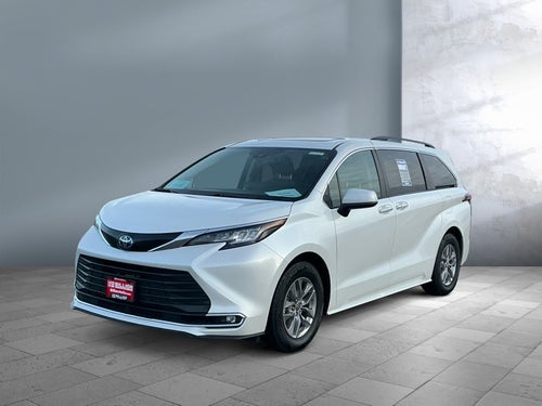2022 Toyota SIENNA XLE AWD XLE