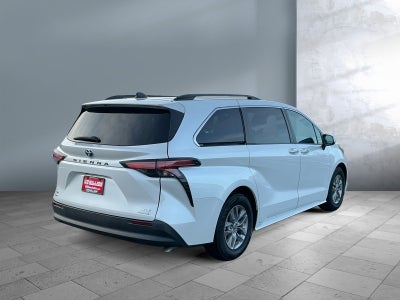 2022 Toyota SIENNA XLE AWD XLE