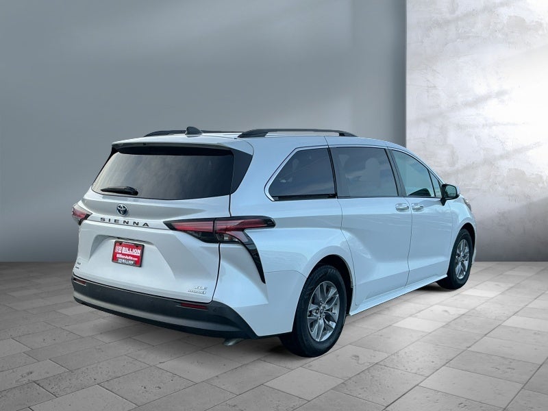 2022 Toyota SIENNA XLE AWD XLE