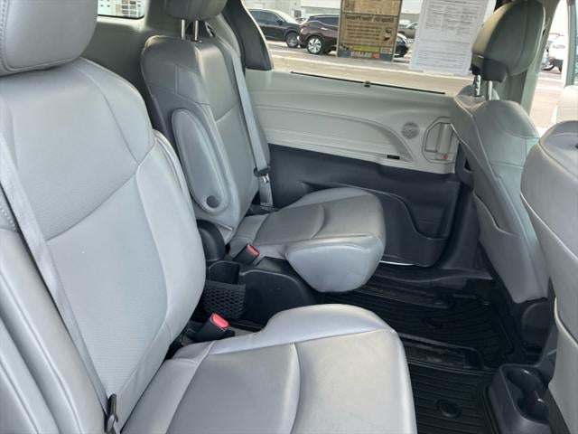 2022 Toyota SIENNA XLE AWD XLE