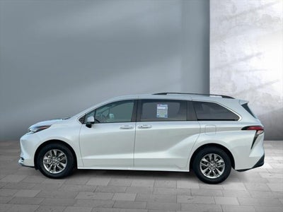 2022 Toyota SIENNA XLE AWD XLE