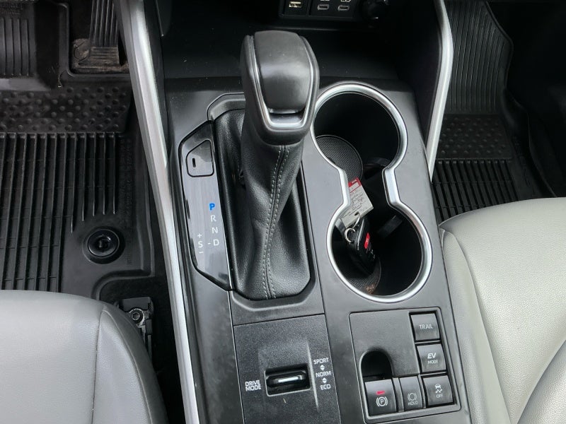 2023 Toyota Highlander Hybrid Hybrid XLE