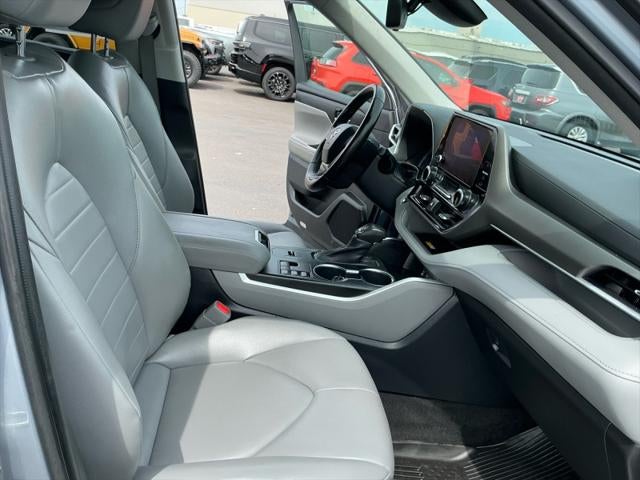 2023 Toyota Highlander Hybrid Hybrid XLE