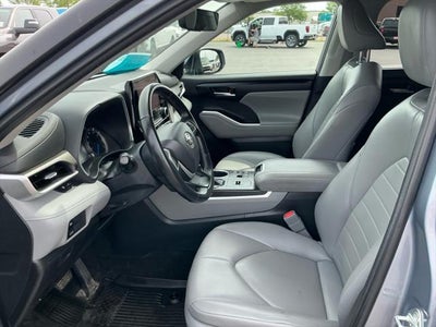2023 Toyota Highlander Hybrid Hybrid XLE