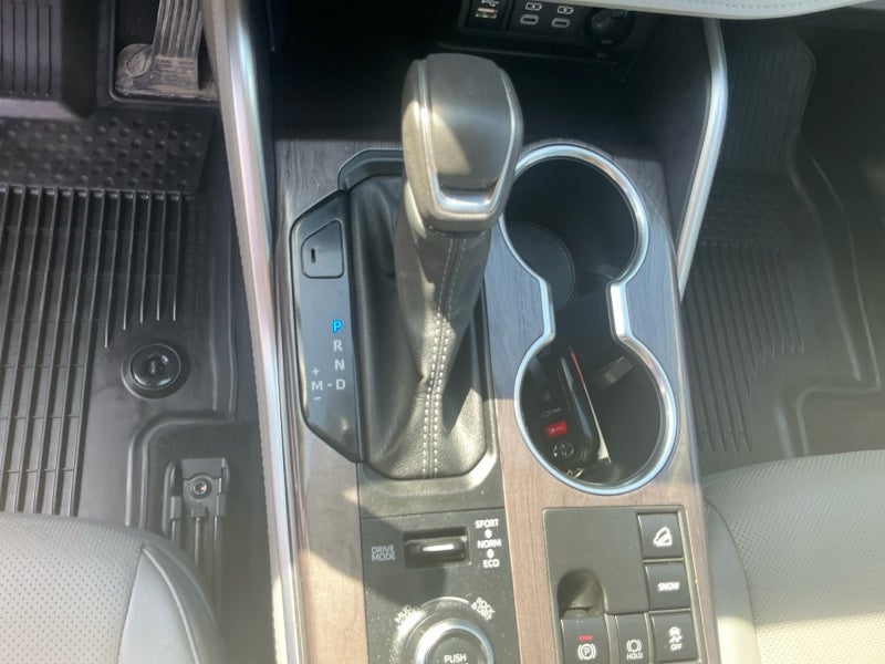 2024 Toyota HIGHLANDER Limited